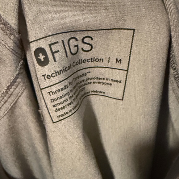 Figs Graphite Gray Scrub Set - Picture 5 of 6